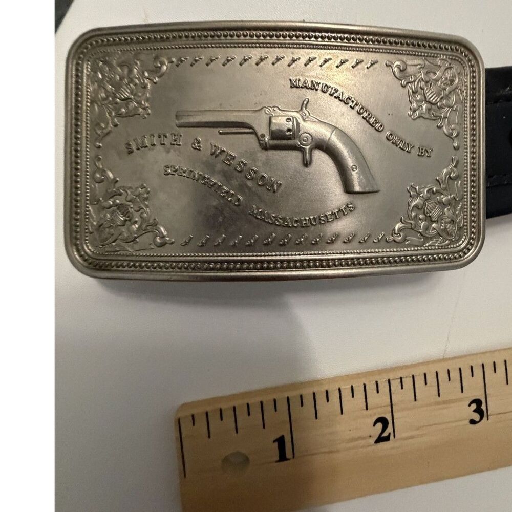Vintage 1980 Smith & Wesson Pistol Case - Antique silver - Belt Buckle Model 671